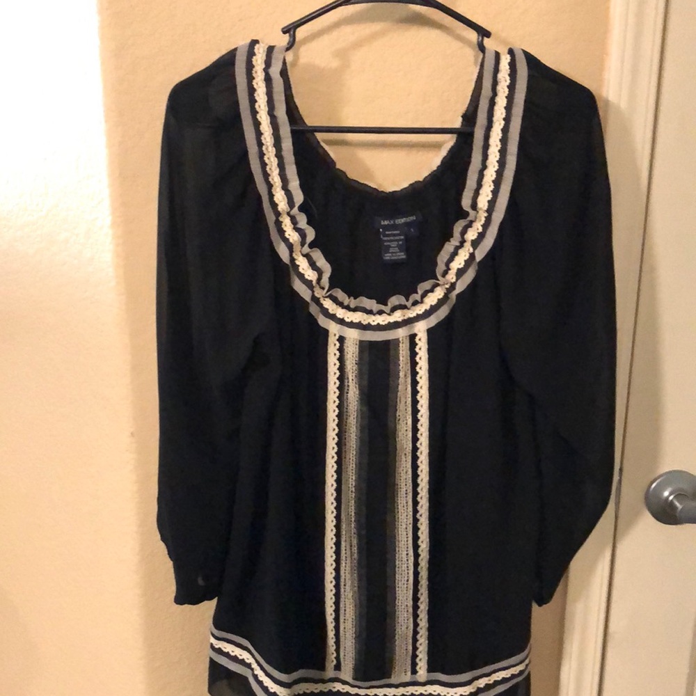 Black and white blouse with lace inlay